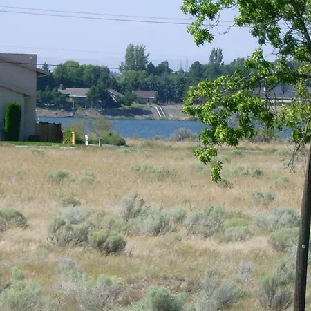 Interstate Inn